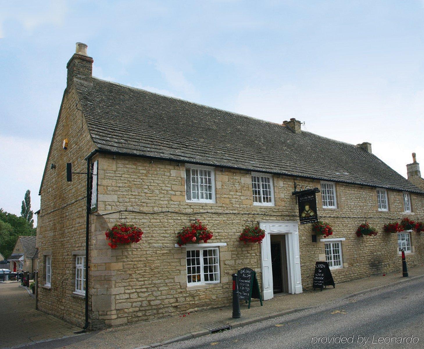 Queens Head Inn Nassington Экстерьер фото