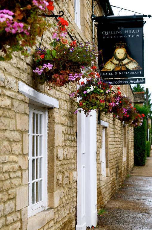 Queens Head Inn Nassington Экстерьер фото